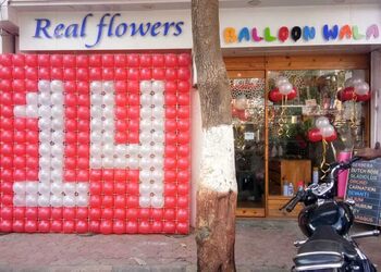 Real-flowers-balloonwala-Flower-shops-Rajkot-Gujarat-1