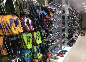 Reboot-shoes-Shoe-store-Faridabad-Haryana-3
