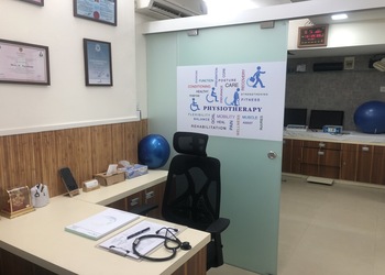 Recure-physiotherapy-clinic-Physiotherapists-Borivali-mumbai-Maharashtra-1