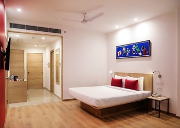 Red-fox-hotel-4-star-hotels-Dehradun-Uttarakhand-2
