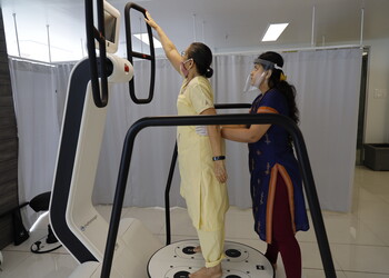Rehab-station-Physiotherapists-Deccan-gymkhana-pune-Maharashtra-3