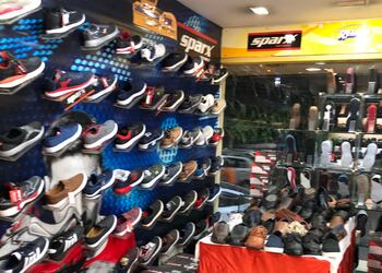 Relaxo-footwear-Shoe-store-Gurugram-Haryana-3