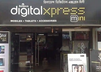 Reliance-digital-xpress-mini-Mobile-stores-Khardah-kolkata-West-bengal-1