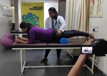 Reliva-physiotherapy-clinic-Physiotherapists-Chembur-mumbai-Maharashtra-2