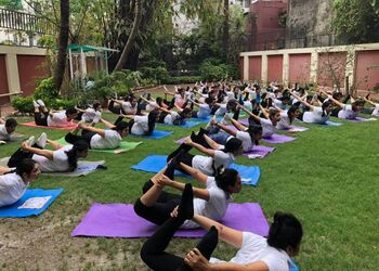 Renus-yoga-studio-Yoga-classes-Geeta-bhawan-indore-Madhya-pradesh-2