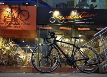 Revolution-bike-store-Bicycle-store-Memnagar-ahmedabad-Gujarat-1