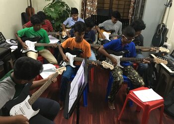 Reynolds-school-of-music-Music-schools-Kozhikode-Kerala-3