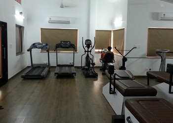 Rhh-gym-rinas-health-hub-Gym-Gidc-anand-Gujarat-2