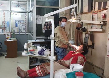 Richa-dental-clinic-Dental-clinics-Nangloi-Delhi-2