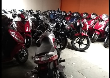 Ridhi-motors-Motorcycle-dealers-Howrah-West-bengal-3