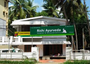 Rishi-ayurveda-Diabetologist-doctors-Mavoor-Kerala-1