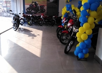 Rm-bajaj-Motorcycle-dealers-Basanti-colony-rourkela-Odisha-3