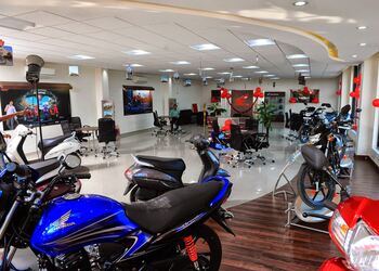 Rockfort-honda-Motorcycle-dealers-Trichy-junction-tiruchirappalli-Tamil-nadu-2