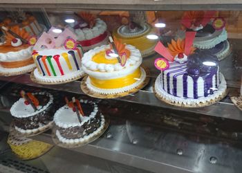 Roly-poly-cakes-nd-eatery-Cake-shops-Bhavnagar-Gujarat-2