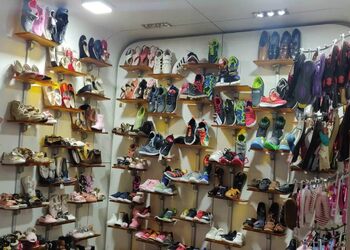 Roshan-shoes-Shoe-store-Kolhapur-Maharashtra-3