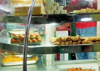 Roy-choudhury-sweet-Sweet-shops-Digha-West-bengal-3