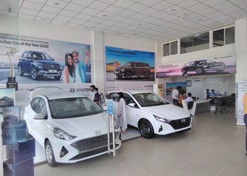 Royal-hyundai-Car-dealer-Lashkar-gwalior-Madhya-pradesh-2