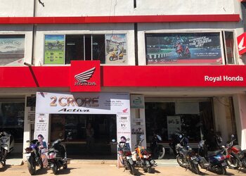 Royal-motors-Motorcycle-dealers-Gandhinagar-Gujarat-1