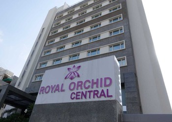 Royal-orchid-central-4-star-hotels-Vadodara-Gujarat-1