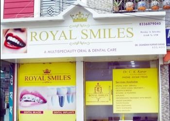 Royal-smiles-dental-clinic-Dental-clinics-Howrah-West-bengal-1