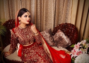 Rrupantarr-luxury-salon-makeup-studio-Makeup-artist-Charbagh-lucknow-Uttar-pradesh-1