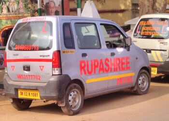 Rupashree-driving-training-Driving-schools-Cuttack-Odisha-3