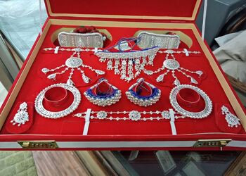 S-p-j-jewellers-Jewellery-shops-Bani-park-jaipur-Rajasthan-3