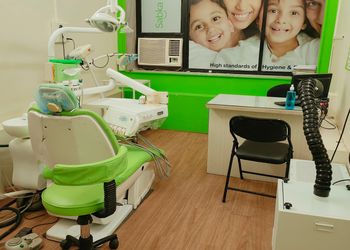 Sabka-dentist-Dental-clinics-Bandra-mumbai-Maharashtra-3