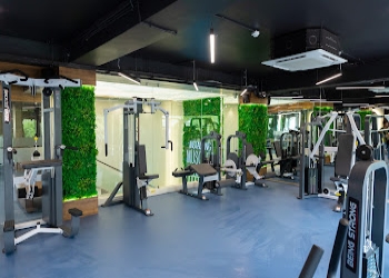 Saga-fitness-20-Gym-Navrangpura-ahmedabad-Gujarat-2
