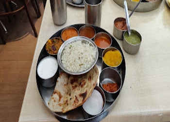 Sagar-ratna-Pure-vegetarian-restaurants-Chandigarh-Chandigarh-1