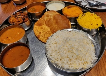 Sagar-ratna-Pure-vegetarian-restaurants-Noida-Uttar-pradesh-3