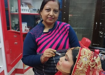 Sahiba-makeup-studio-beauty-salon-Bridal-makeup-artist-Katihar-Bihar-1