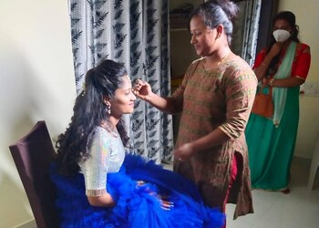 Sai-mirror-images-Makeup-artist-Arundelpet-guntur-Andhra-pradesh-1