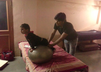 Sai-physiotherapy-centre-Physiotherapists-Indore-Madhya-pradesh-2