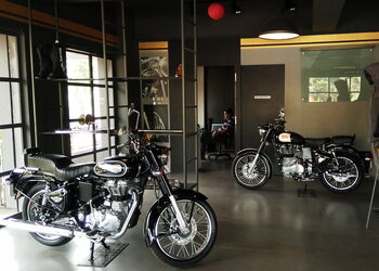 Saini-motors-Motorcycle-dealers-Goa-Goa-2