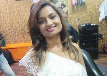 Sameeras-family-salon-Beauty-parlour-Wadala-mumbai-Maharashtra-3
