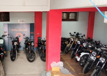 Sanamahhi-motors-Motorcycle-dealers-Imphal-Manipur-3