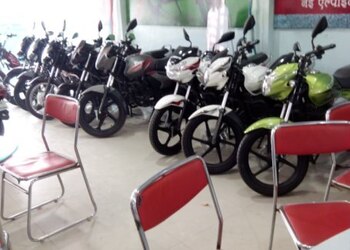 Sangam-auto-wheels-Motorcycle-dealers-Amritsar-Punjab-2