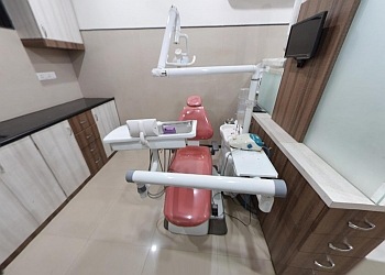 Sankalp-super-speciality-dental-care-Dental-clinics-Malegaon-Maharashtra-3