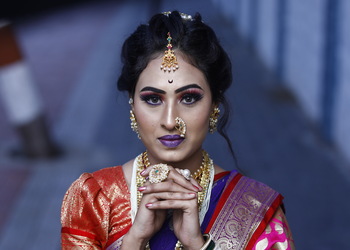 Sanskruti-makeup-studio-beauty-salon-Makeup-artist-Chikhalwadi-nanded-Maharashtra-3