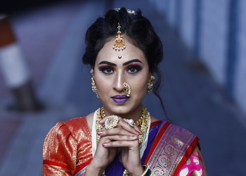 Sanskruti-makeup-studio-beauty-salon-Makeup-artist-Gandhi-nagar-nanded-Maharashtra-3