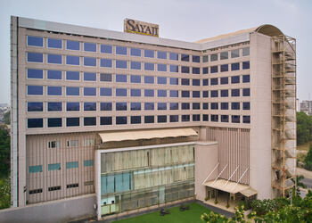 Sayaji-hotel-5-star-hotels-Vadodara-Gujarat-1