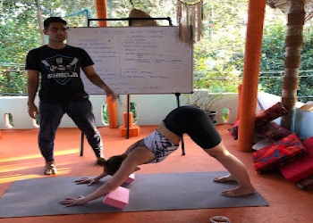Sayujya-yoga-Yoga-classes-Kurla-mumbai-Maharashtra-2