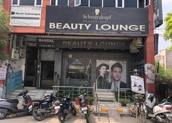 Schwarzkopf-professional-beauty-lounge-unisex-salon-Beauty-parlour-Bathinda-Punjab-1