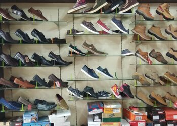 Select-shoes-Shoe-store-Darbhanga-Bihar-2