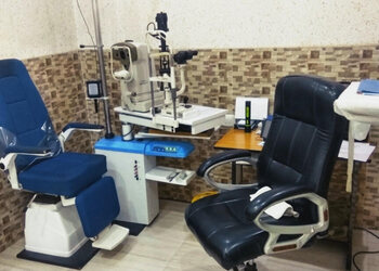 Shah-eye-care-centre-Lasik-surgeon-Talab-tillo-jammu-Jammu-and-kashmir-1