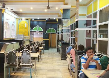 Shahi-durbar-Family-restaurants-Thiruvananthapuram-Kerala-2