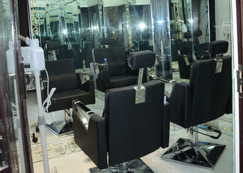 Shahnaz-husain-franchise-salon-by-ambuja-tiwari-Beauty-parlour-Golghar-gorakhpur-Uttar-pradesh-2