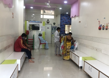 Shaishav-child-care-clinic-dr-pradyumna-ratnakar-Child-specialist-pediatrician-Pimpri-chinchwad-Maharashtra-3
