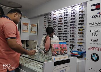 Shamji-opticals-Opticals-Canada-corner-nashik-Maharashtra-3